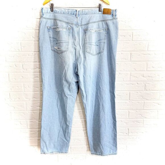NWT American Eagle Mom Straight Jeans Destroyed Size 18 - Picture 3 of 6